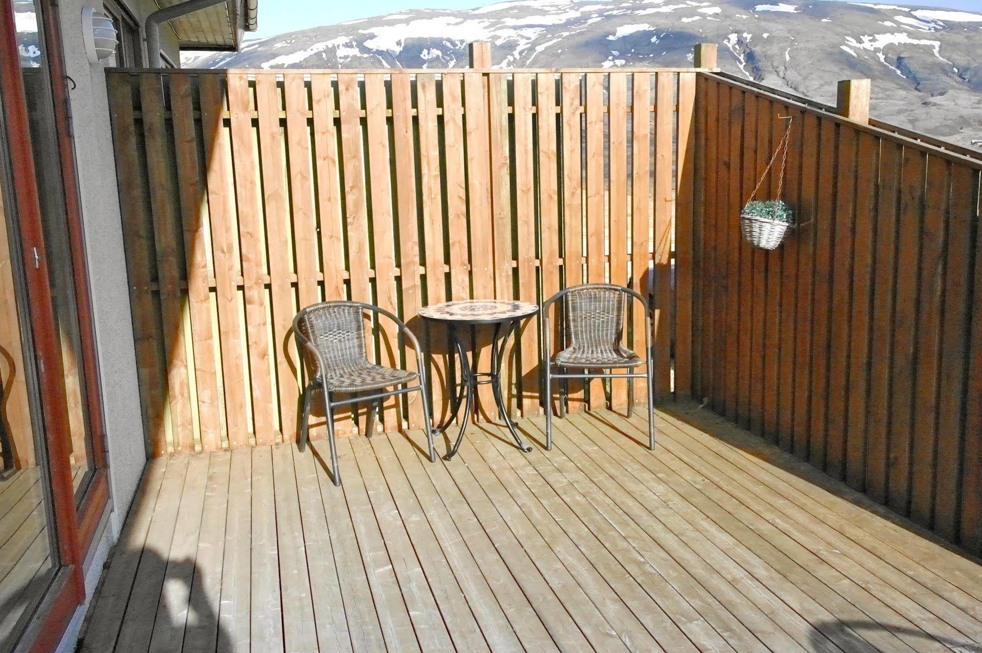 Borealis Hotel Úlfljótsvatn Екстериор снимка